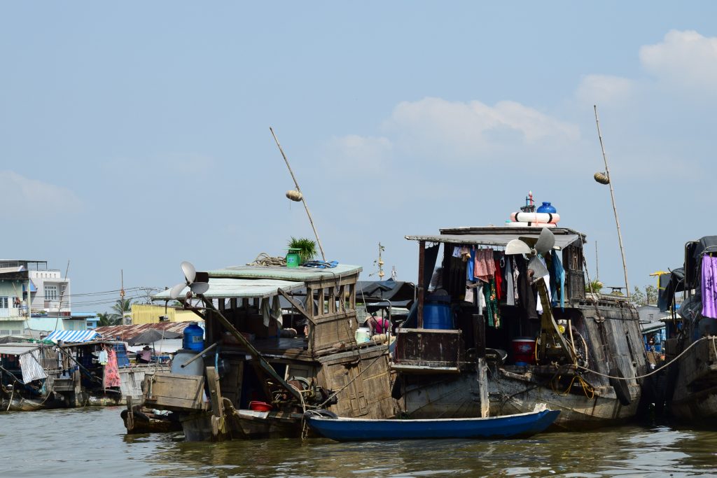 Mitten zwischen den Händlern auf dem Cai Rang Floating Market