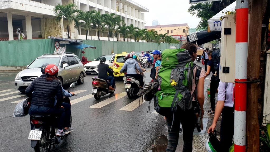 Zu Fuß zum Bahnhof in Da Nang