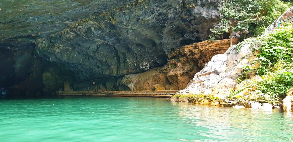 Eingang zur Phong Nha Höhle