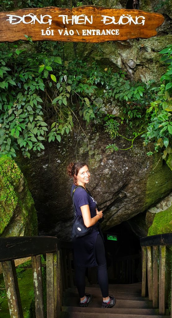 Am Eingang der Paradise Cave