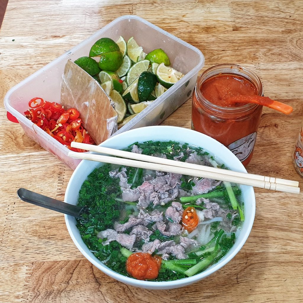 Pho Bo zum Frühstück in Hanoi